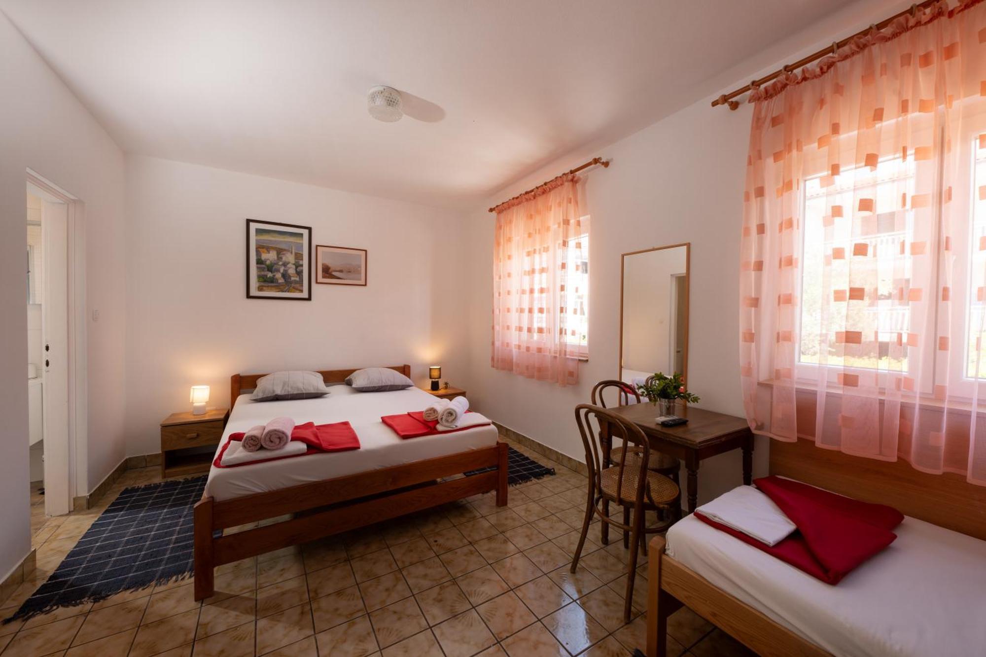Klepac Studio Krk Town Exterior foto